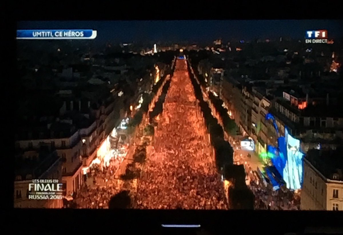 Champs Elysees, Paris - TF1 TV