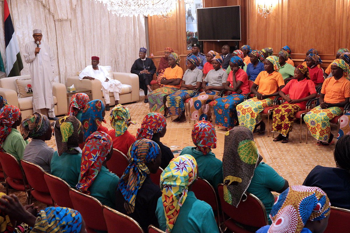 Buhari Greets The Chibok Girls